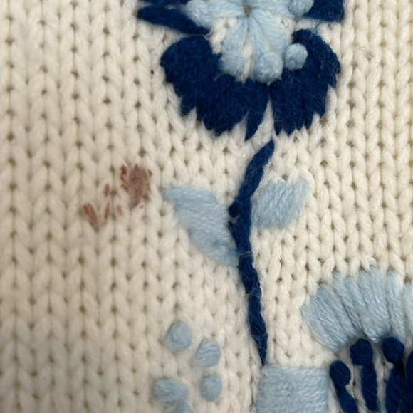 Vintage white sweater - Picture 3 of 7